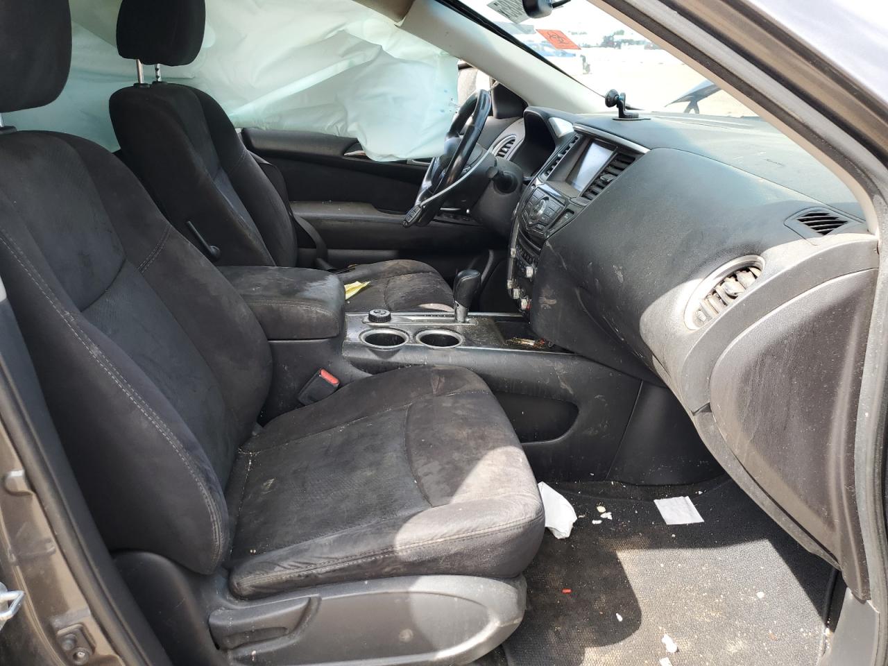 2015 Nissan Pathfinder S VIN: 5N1AR2MN1FC611217 Lot: 65058485