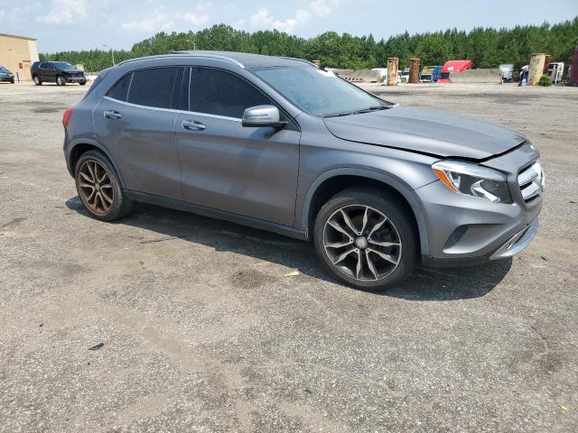 Parquets MERCEDES-BENZ GLA-CLASS 2016 Szary
