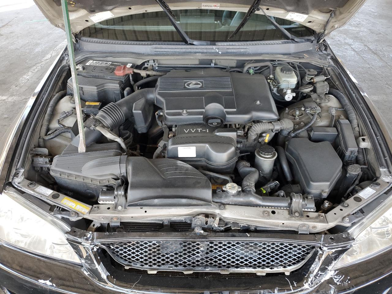 2004 Lexus Is 300 VIN: JTHBD192240087573 Lot: 64669205
