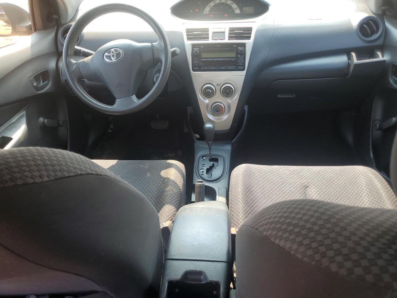 2008 Toyota Yaris VIN: JTDBT923281268307 Lot: 63862025