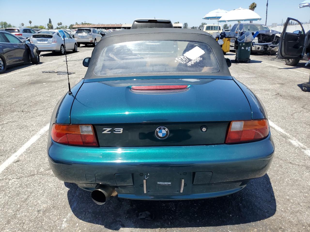 1998 BMW Z3 1.9 VIN: 4USCH7336WLE10620 Lot: 63858175