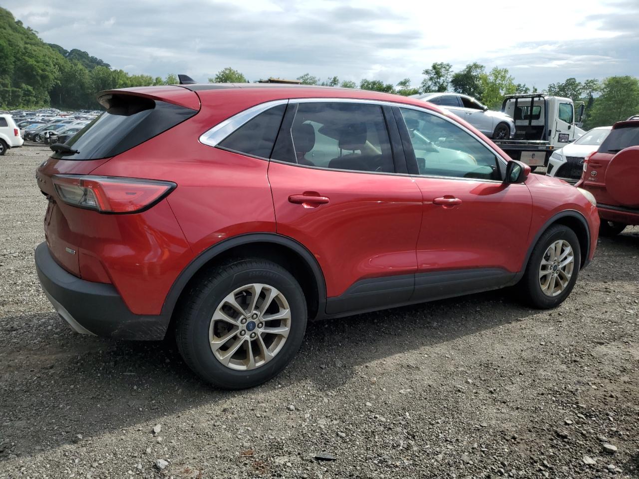 VIN: 1FMCU9G67LUA85184 2020 FORD ESCAPE