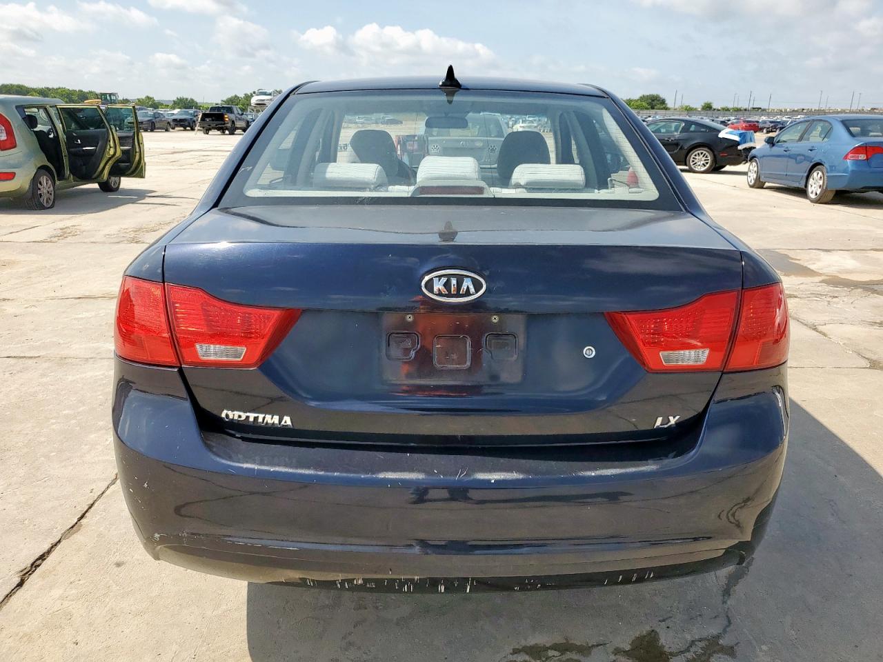 2009 Kia Optima Lx VIN: KNAGE228895359690 Lot: 65013525