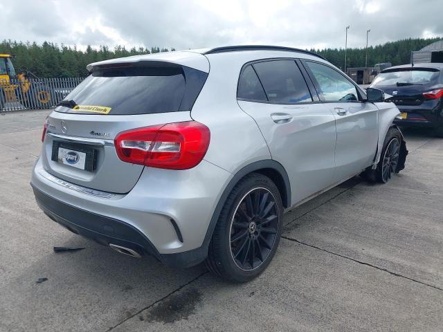 2018 MERCEDES BENZ GLA 220 AM