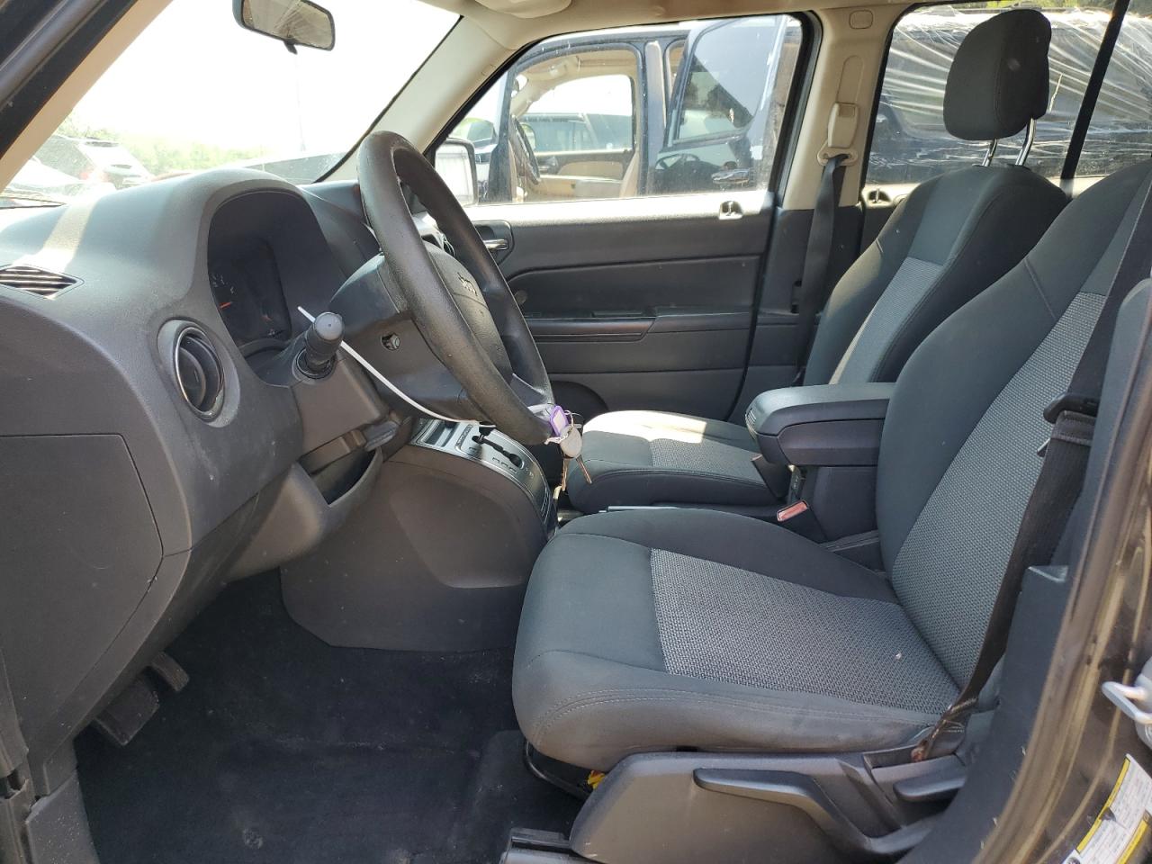 2010 Jeep Patriot Sport VIN: 1J4NF2GB2AD552899 Lot: 65202825