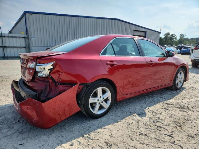  TOYOTA CAMRY 2014 Czerwony