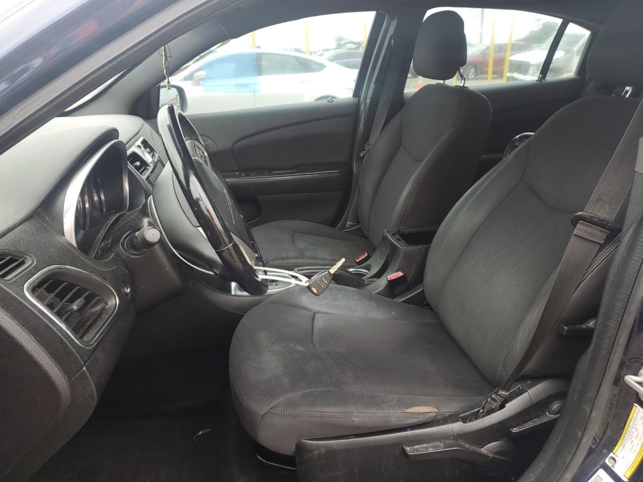 2013 Chrysler 200 Touring VIN: 1C3CCBBBXDN578358 Lot: 64265875