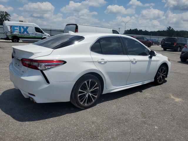  TOYOTA CAMRY 2019 White