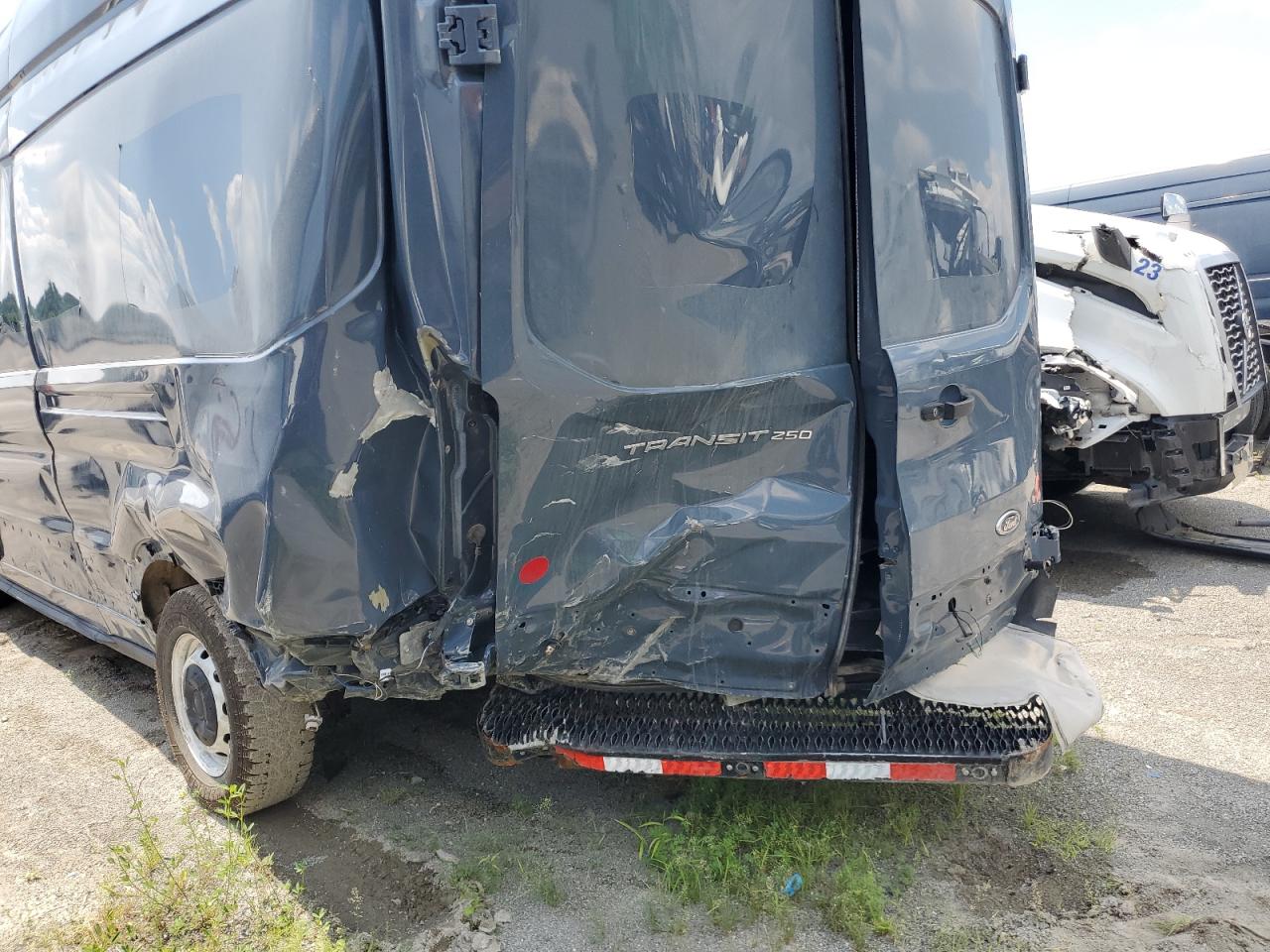 2019 Ford Transit T-250 VIN: 1FTYR3XM9KKB17537 Lot: 60803175