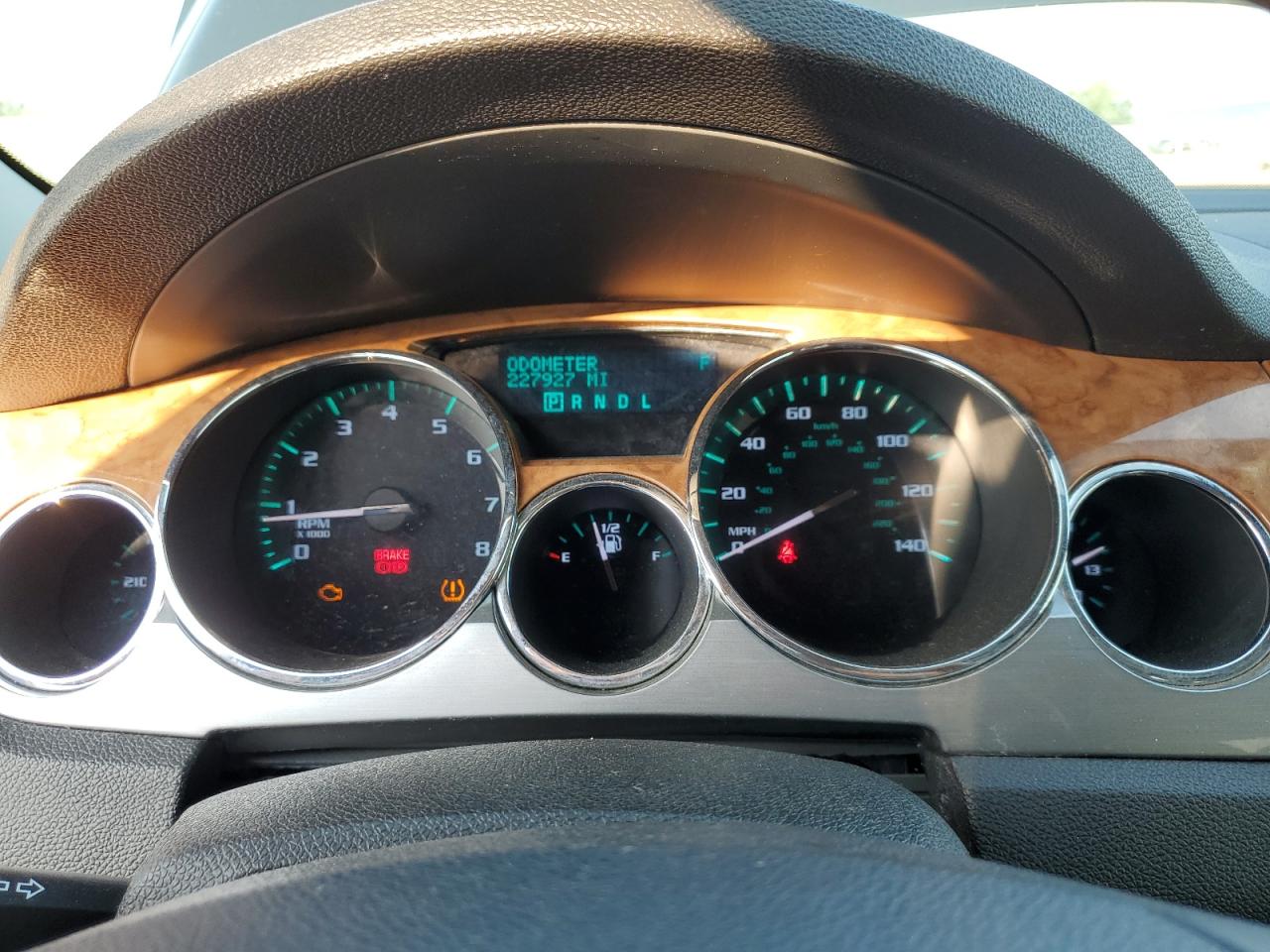 2011 Buick Enclave Cxl VIN: 5GAKRCED1BJ350103 Lot: 64557845
