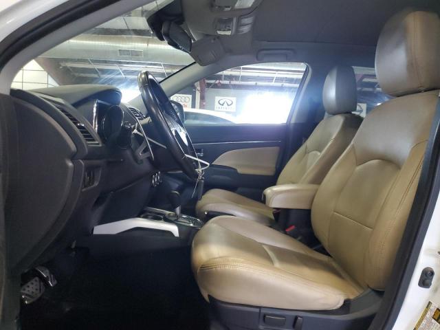 Parquets MITSUBISHI OUTLANDER 2013 Biały