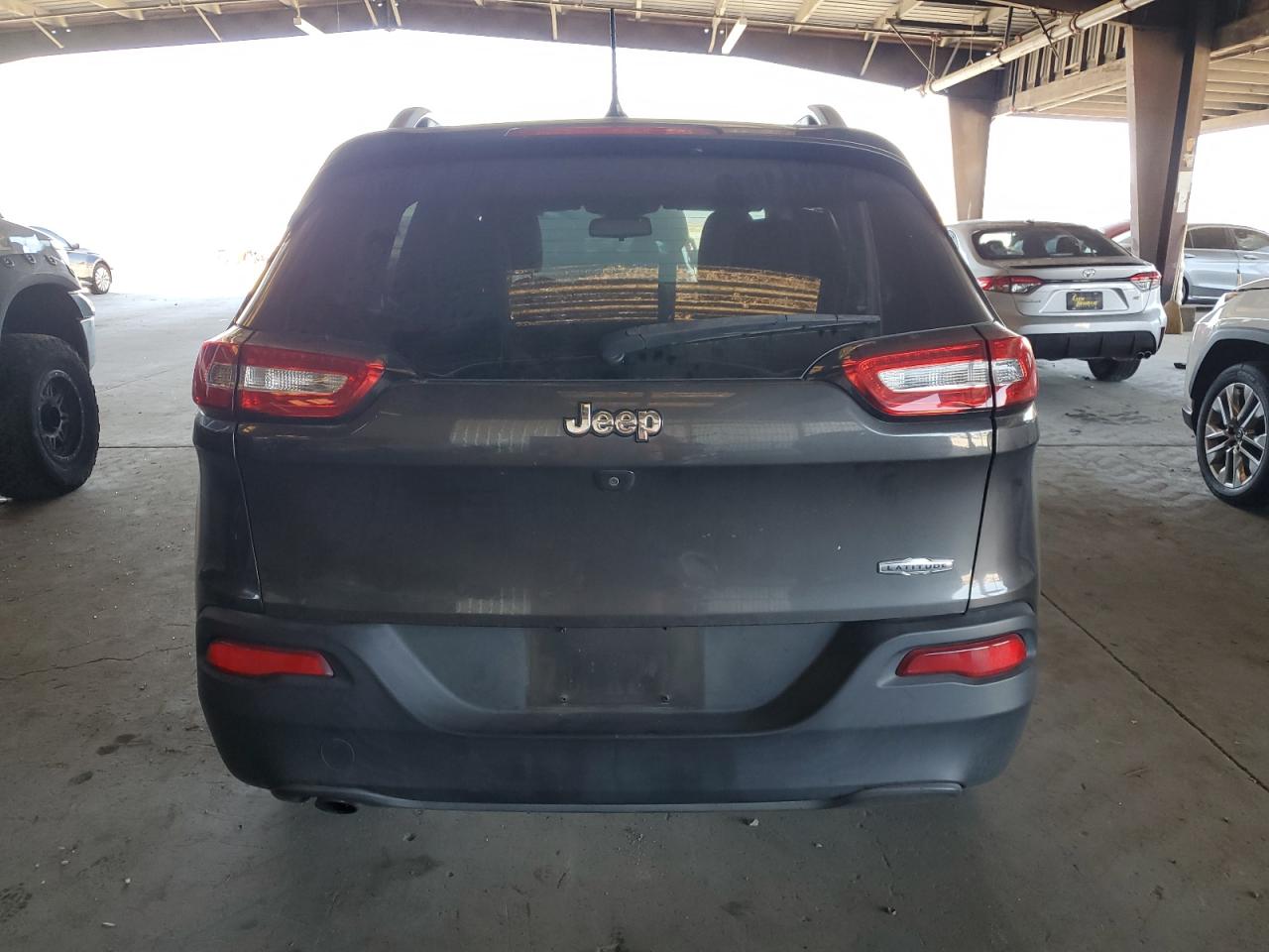 2016 Jeep Cherokee Latitude VIN: 1C4PJLCB9GW347134 Lot: 64357205