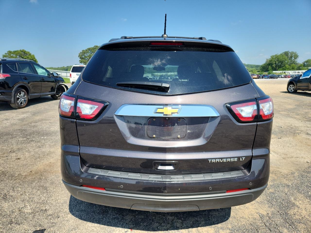 2016 Chevrolet Traverse Lt VIN: 1GNKRHKD5GJ339412 Lot: 64683675