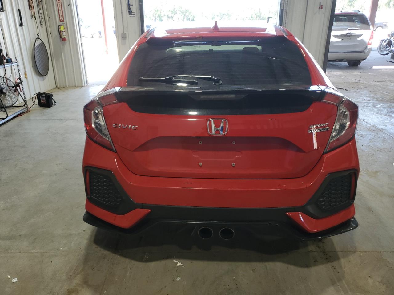 2018 Honda Civic Sport Touring VIN: SHHFK7H92JU433076 Lot: 66298125