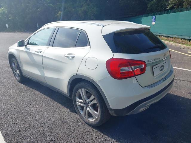 2015 MERCEDES BENZ GLA 200 D