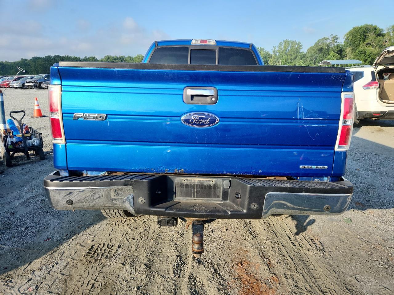 2011 Ford F150 Super Cab VIN: 1FTFX1EF3BFC13727 Lot: 64049885