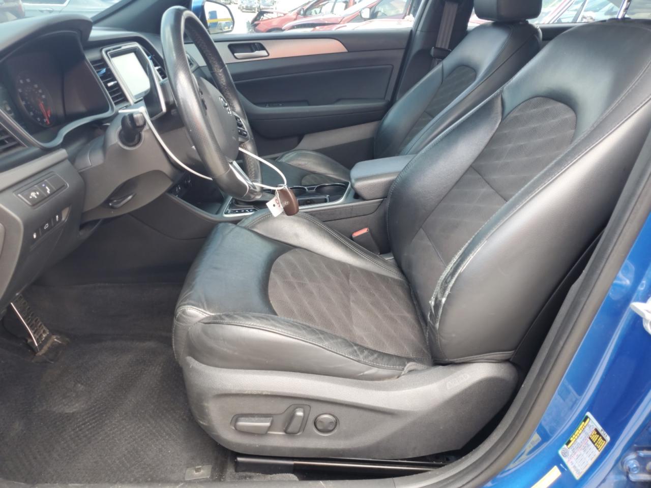 2018 Hyundai Sonata Sport VIN: 5NPE34AF8JH656961 Lot: 65031165