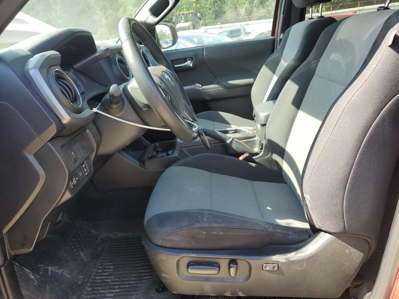 2021 Toyota Tacoma Double Cab VIN: 3TYCZ5AN2MT021773 Lot: 64960395