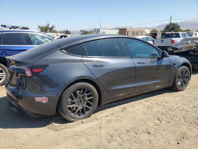  TESLA MODEL 3 2024 Szary