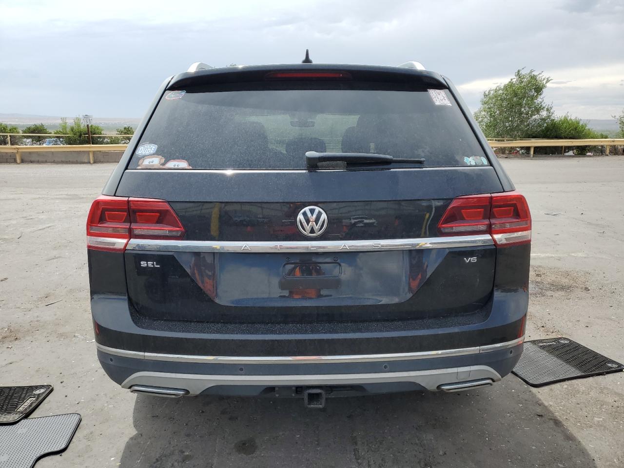 2018 Volkswagen Atlas Sel VIN: 1V2ER2CA3JC522762 Lot: 64014845
