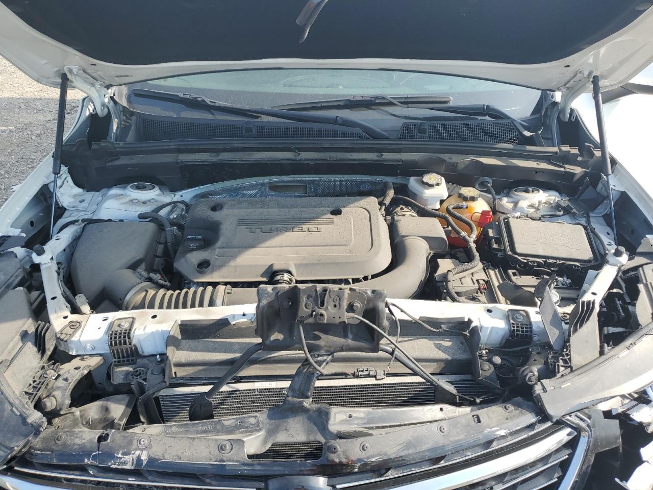 2022 Buick Envision Essence VIN: LRBFZNR42ND028187 Lot: 64190995