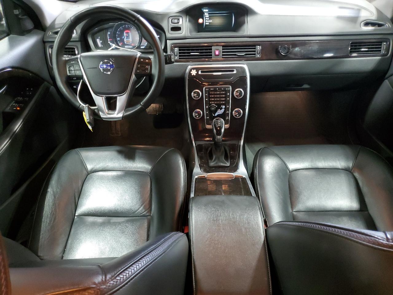 2016 Volvo Xc70 T5 Classic Premier VIN: YV4612NX9G1269401 Lot: 65801095