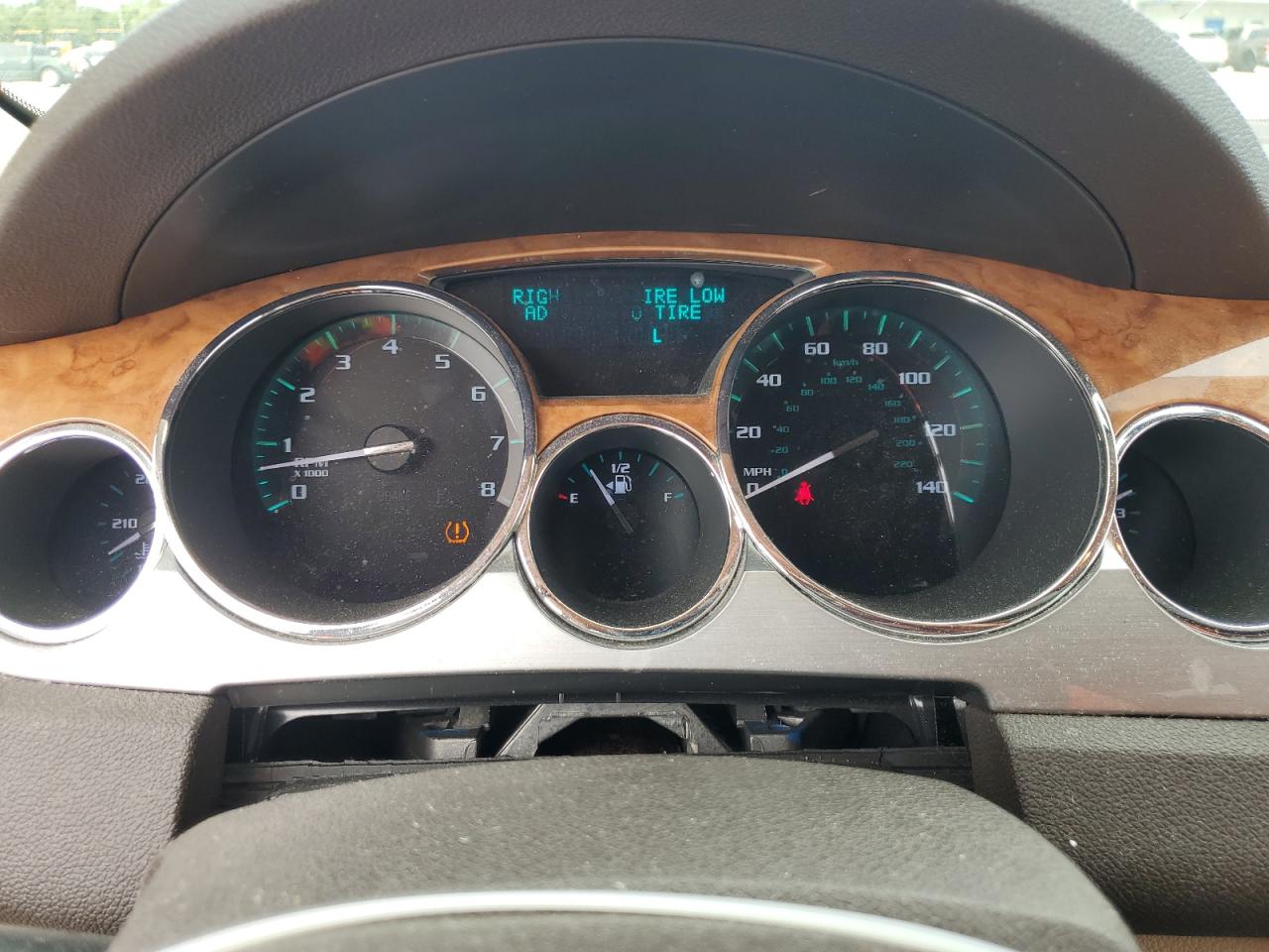 2011 Buick Enclave Cxl VIN: 5GAKVBED1BJ333145 Lot: 63600625