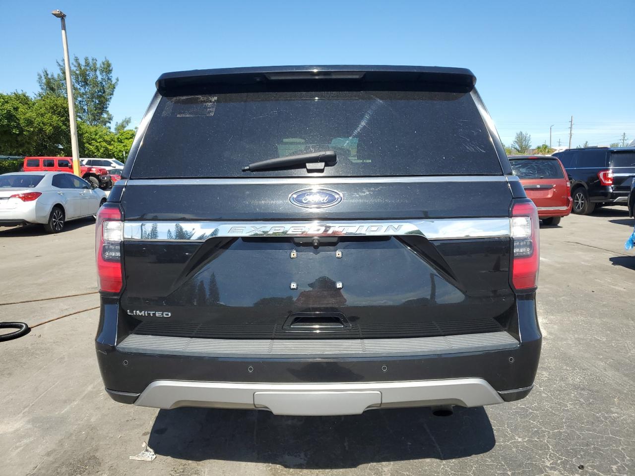 2018 Ford Expedition Limited VIN: 1FMJU2ATXJEA05364 Lot: 65973735