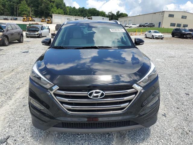 Parquets HYUNDAI TUCSON 2016 Czarny