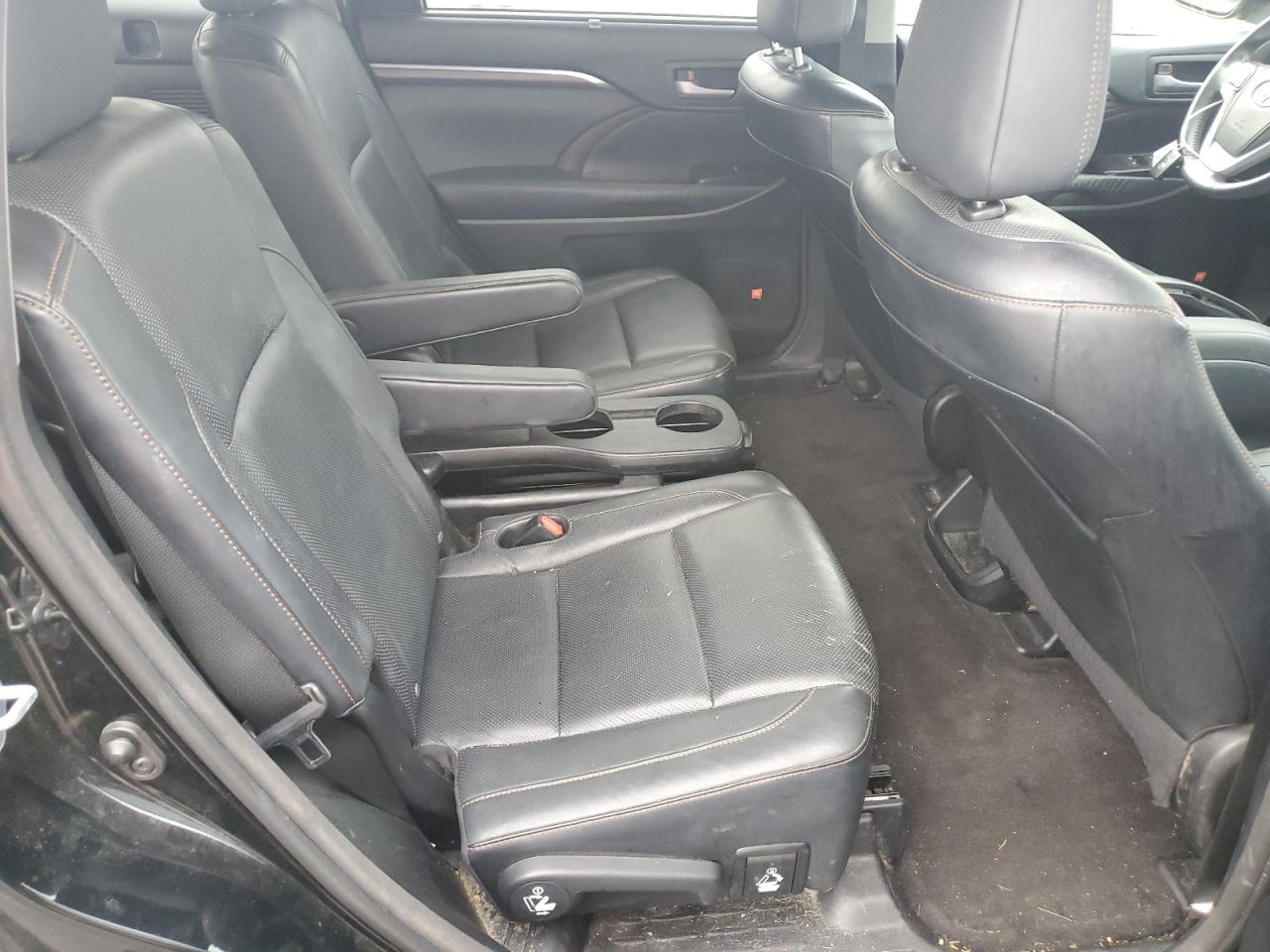 2015 Toyota Highlander Limited VIN: 5TDDKRFH9FS072771 Lot: 64738775