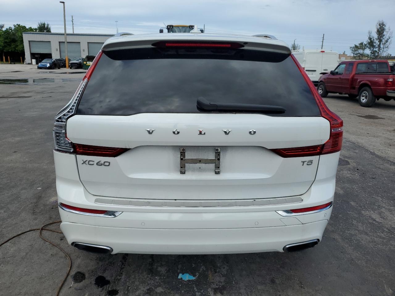2021 Volvo Xc60 T5 Inscription VIN: YV4102DL3M1886333 Lot: 64975135