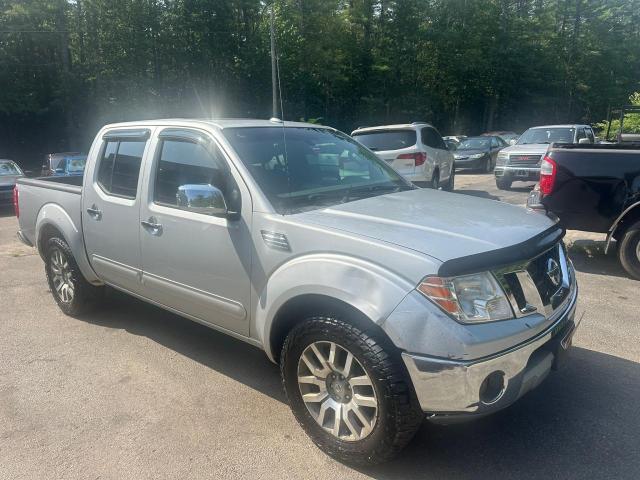 Pickups NISSAN FRONTIER 2013 Szary