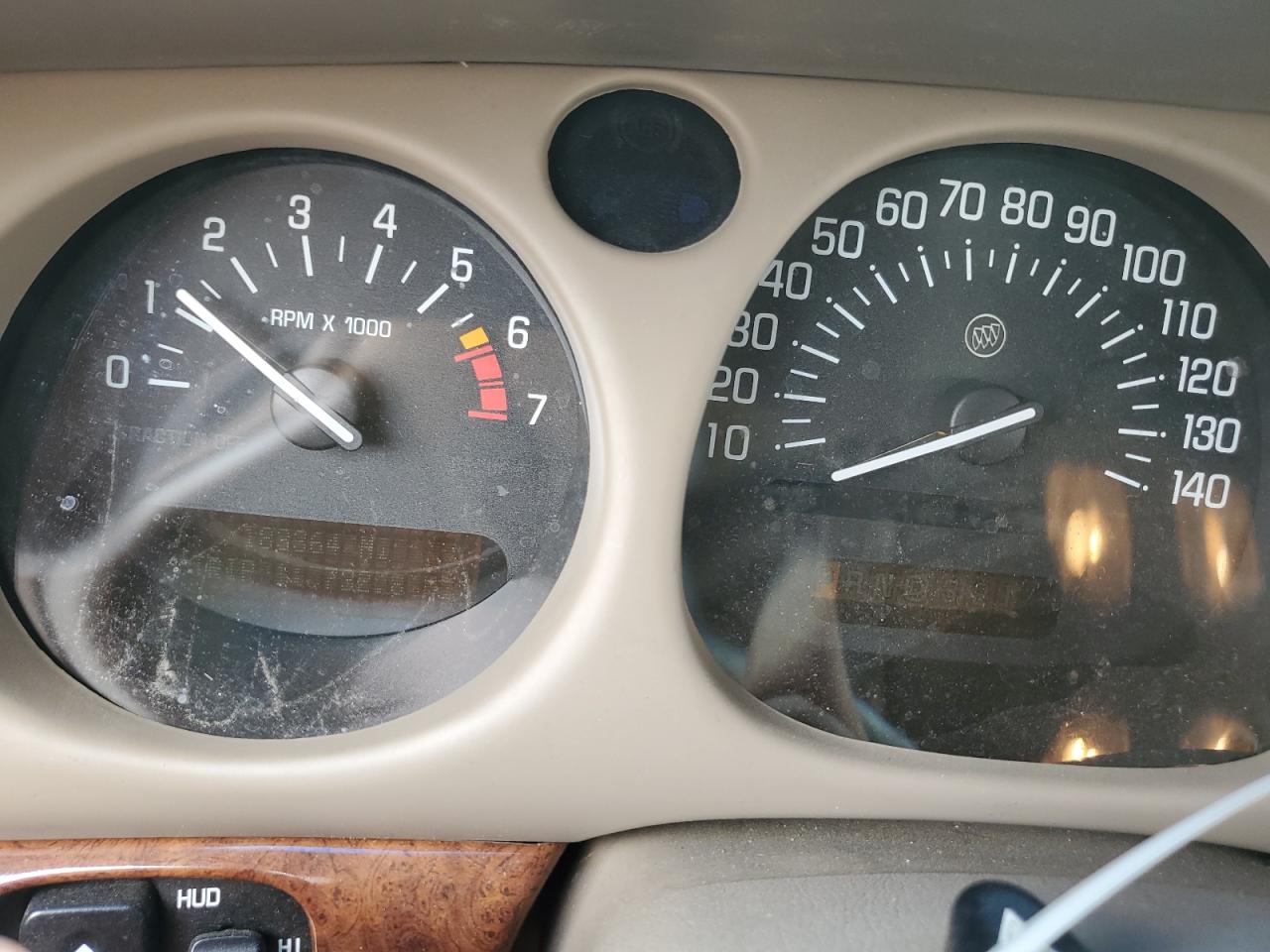 2000 Buick Lesabre Limited VIN: 1G4HR54K0YU221616 Lot: 67081255