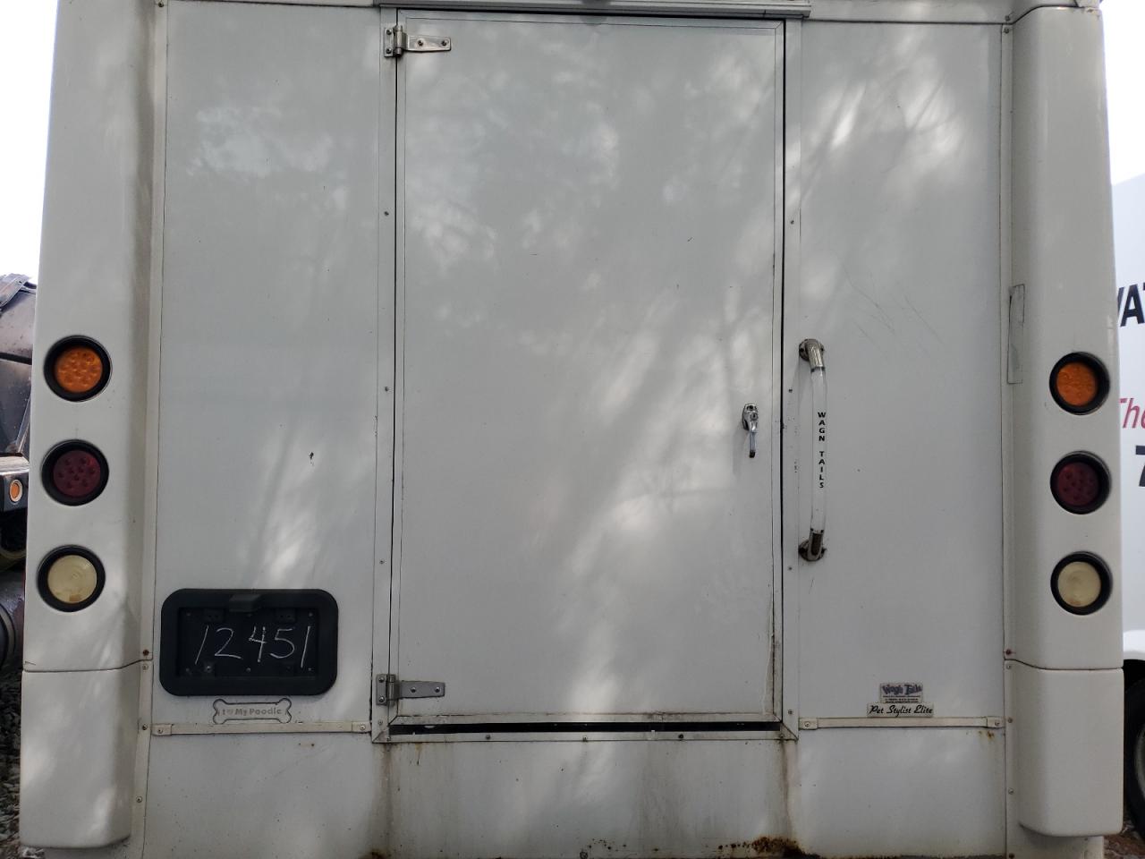 2011 Ford Econoline E450 Super Duty Cutaway Van VIN: 1FDXE4FS2BDA86872 Lot: 63217505