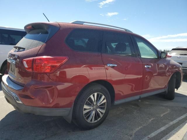  NISSAN PATHFINDER 2018 Czerwony