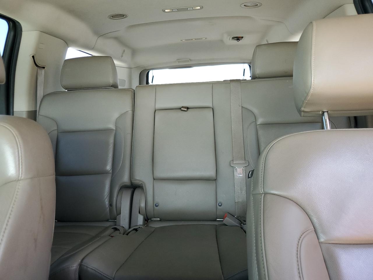 2015 Chevrolet Suburban C1500 Lt VIN: 1GNSCJKC8FR516177 Lot: 63685545