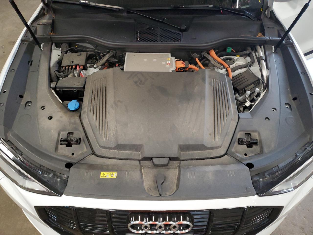 2021 Audi E-Tron Prestige VIN: WA1VAAGE1MB035662 Lot: 64105035