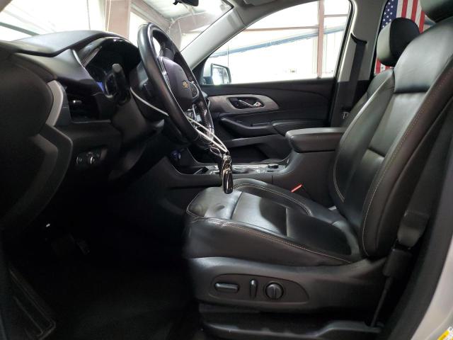  CHEVROLET TRAVERSE 2021 Srebrny