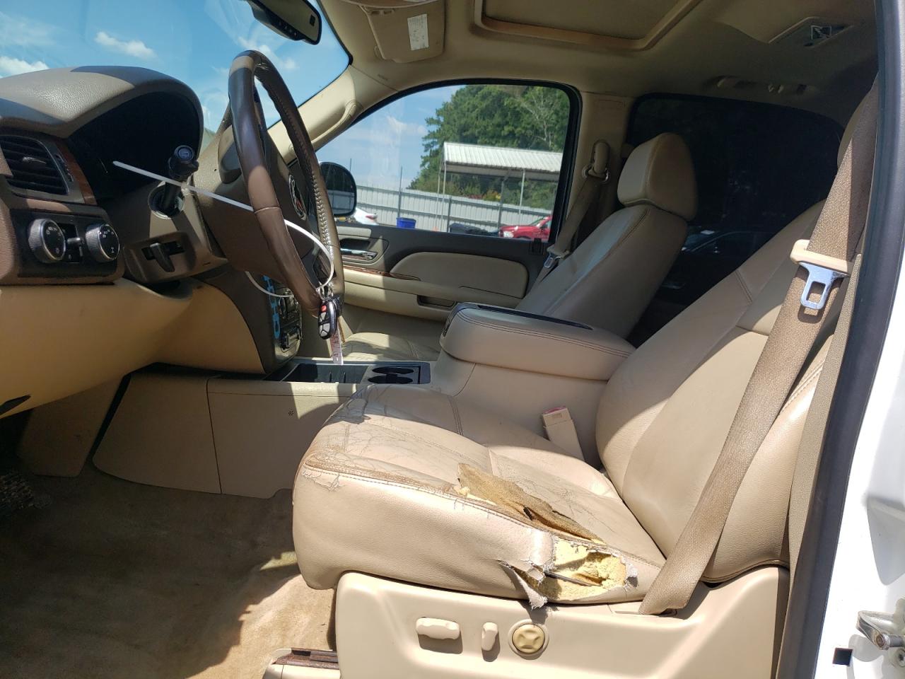 2008 GMC Yukon VIN: 1GKFK130X8R151722 Lot: 62484305