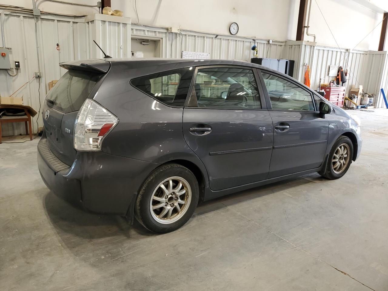 2012 Toyota Prius V VIN: JTDZN3EU2C3168098 Lot: 66923365