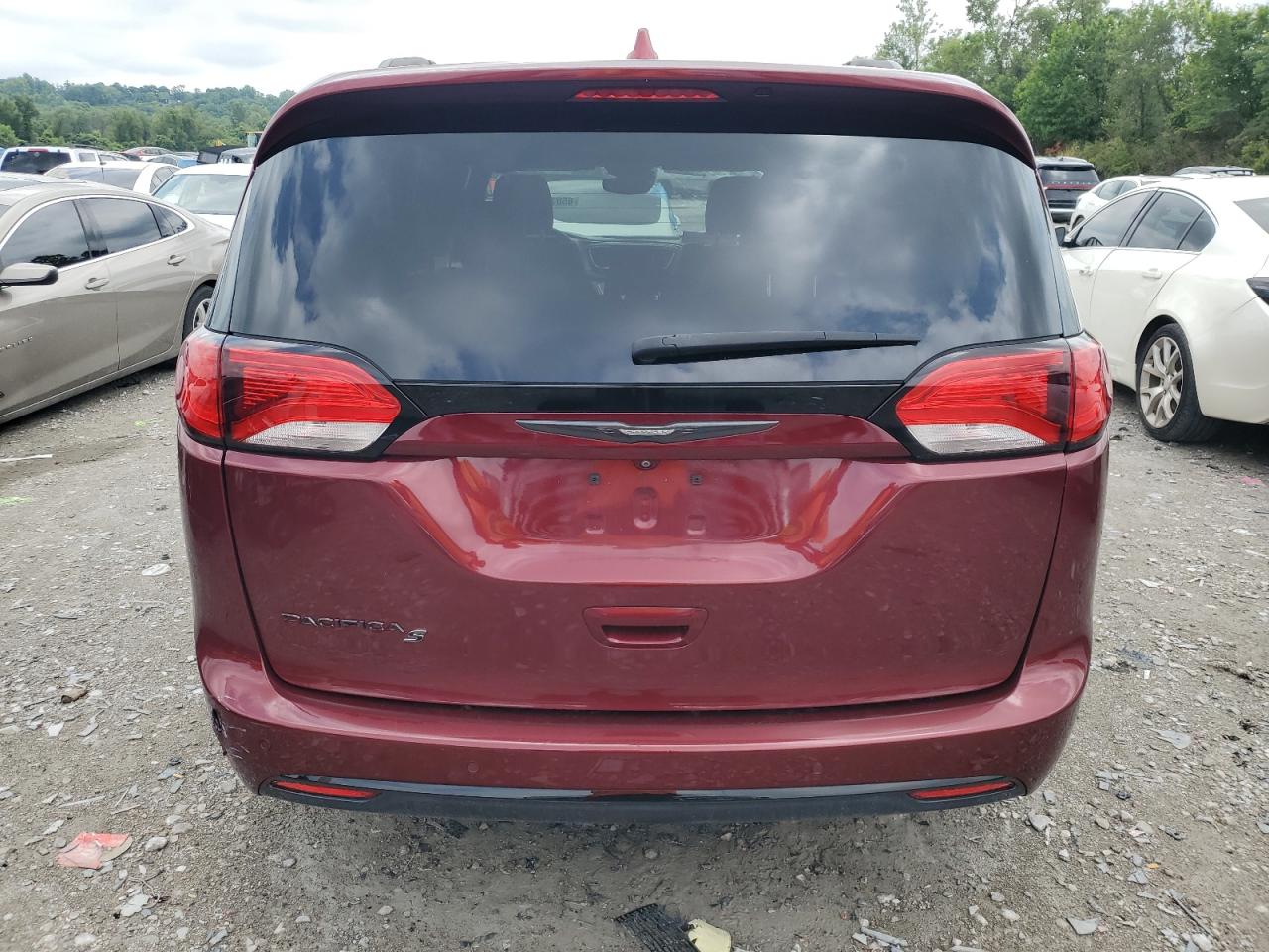 2018 Chrysler Pacifica Touring L Plus VIN: 2C4RC1EG0JR352304 Lot: 65072135