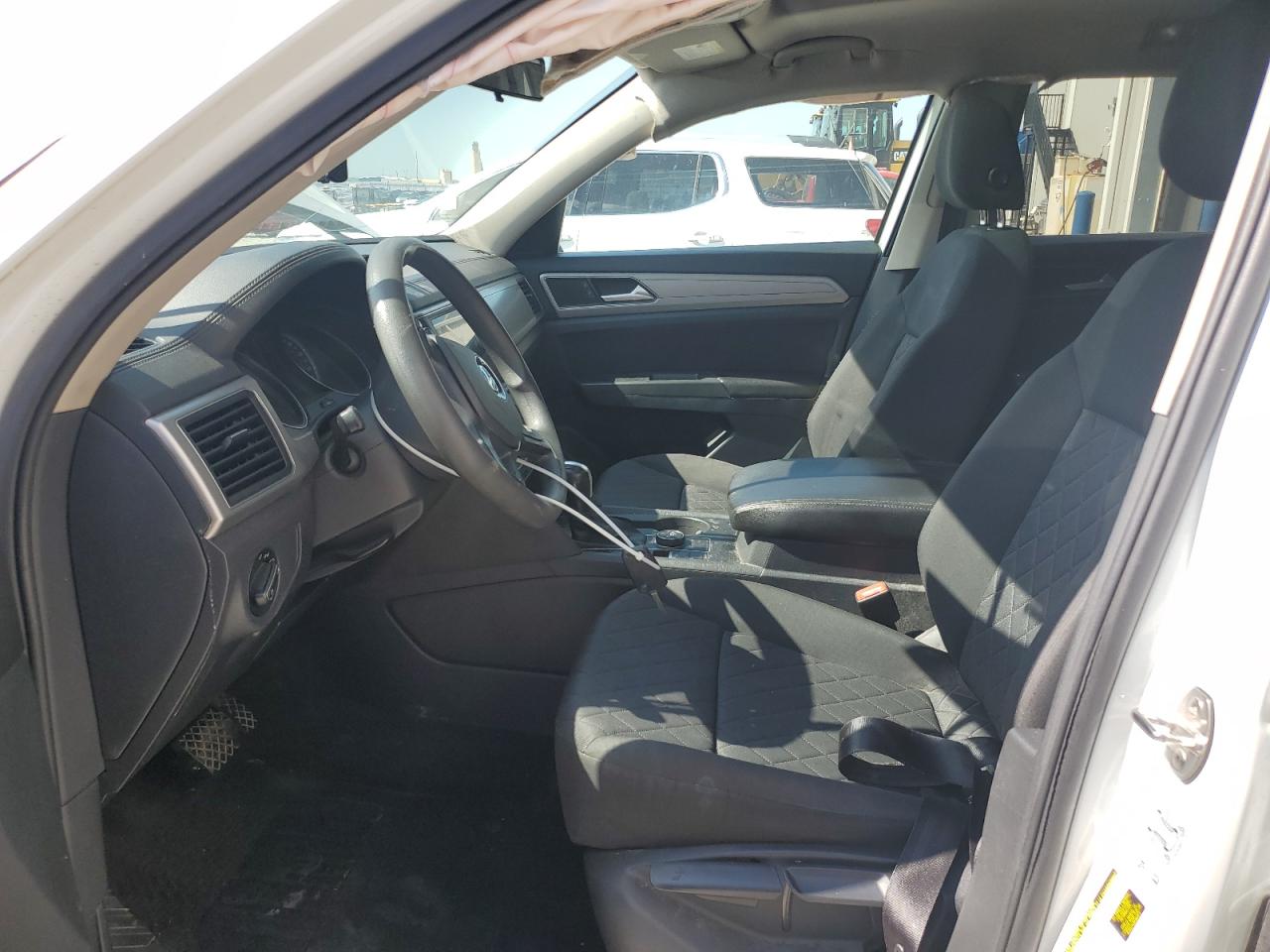 2018 Volkswagen Atlas VIN: 1V2HR2CA8JC500768 Lot: 62613365