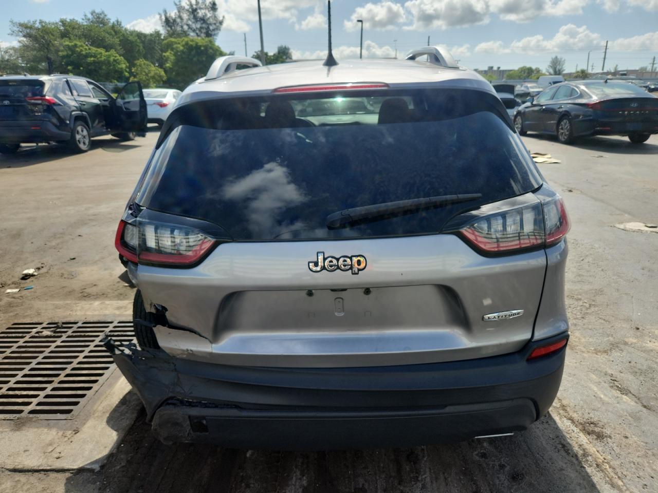 2020 Jeep Cherokee Latitude VIN: 1C4PJLCX5LD503414 Lot: 66838545