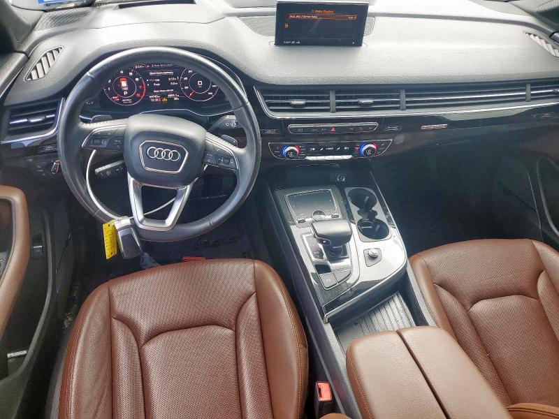 AUDI Q7 2018 Черный