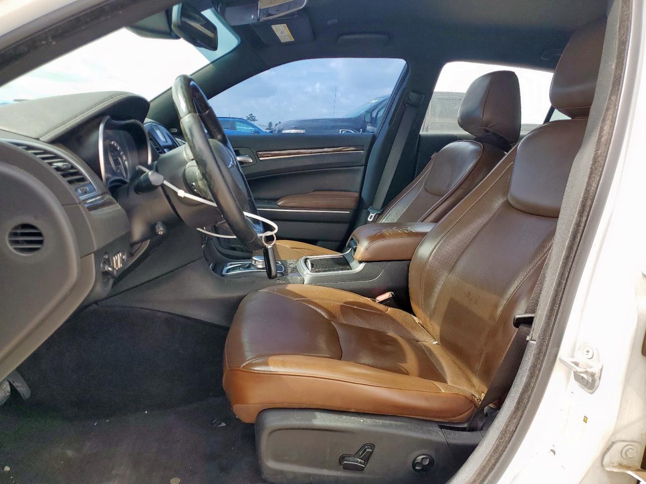 2018 Chrysler 300 Limited VIN: 2C3CCAEGXJH203916 Lot: 64445975