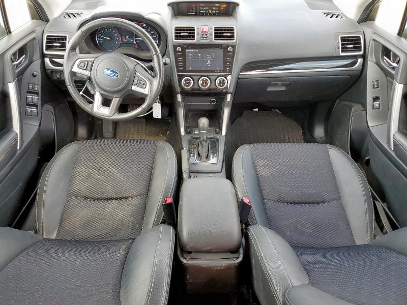  SUBARU FORESTER 2018 Czarny