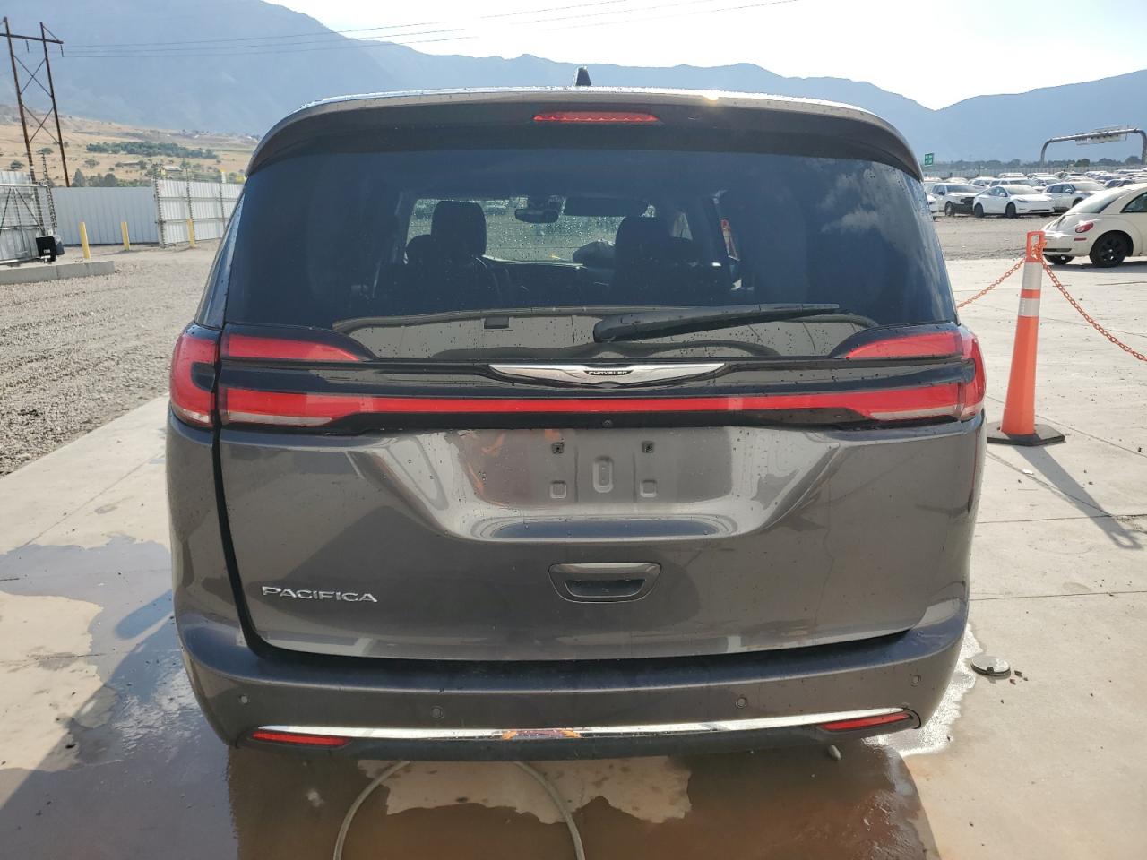 2021 Chrysler Pacifica Touring L VIN: 2C4RC1BG6PR597041 Lot: 63331125