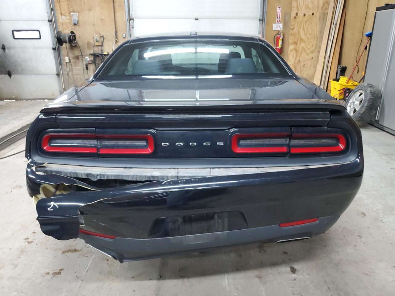 2015 Dodge Challenger Sxt VIN: 2C3CDZAG0FH895676 Lot: 64441365