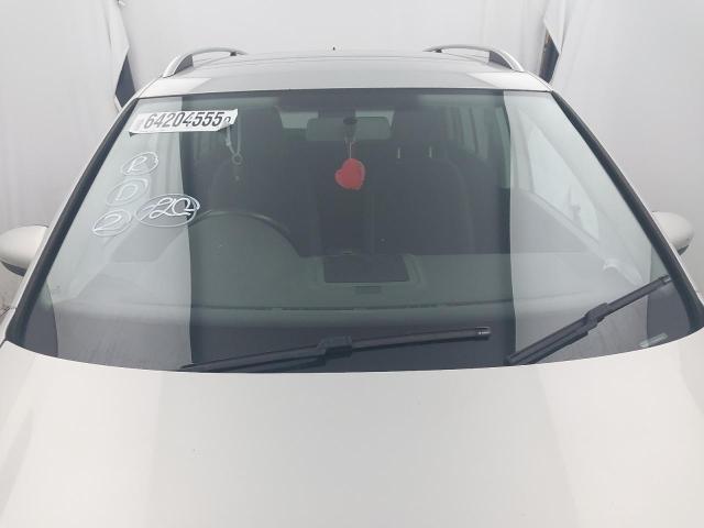 2010 VOLKSWAGEN TOURAN MAT