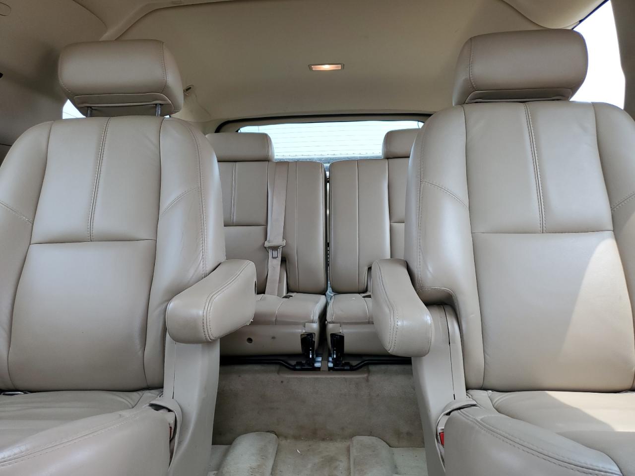 2007 GMC Yukon Xl Denali VIN: 1GKFK66857J320413 Lot: 64171875